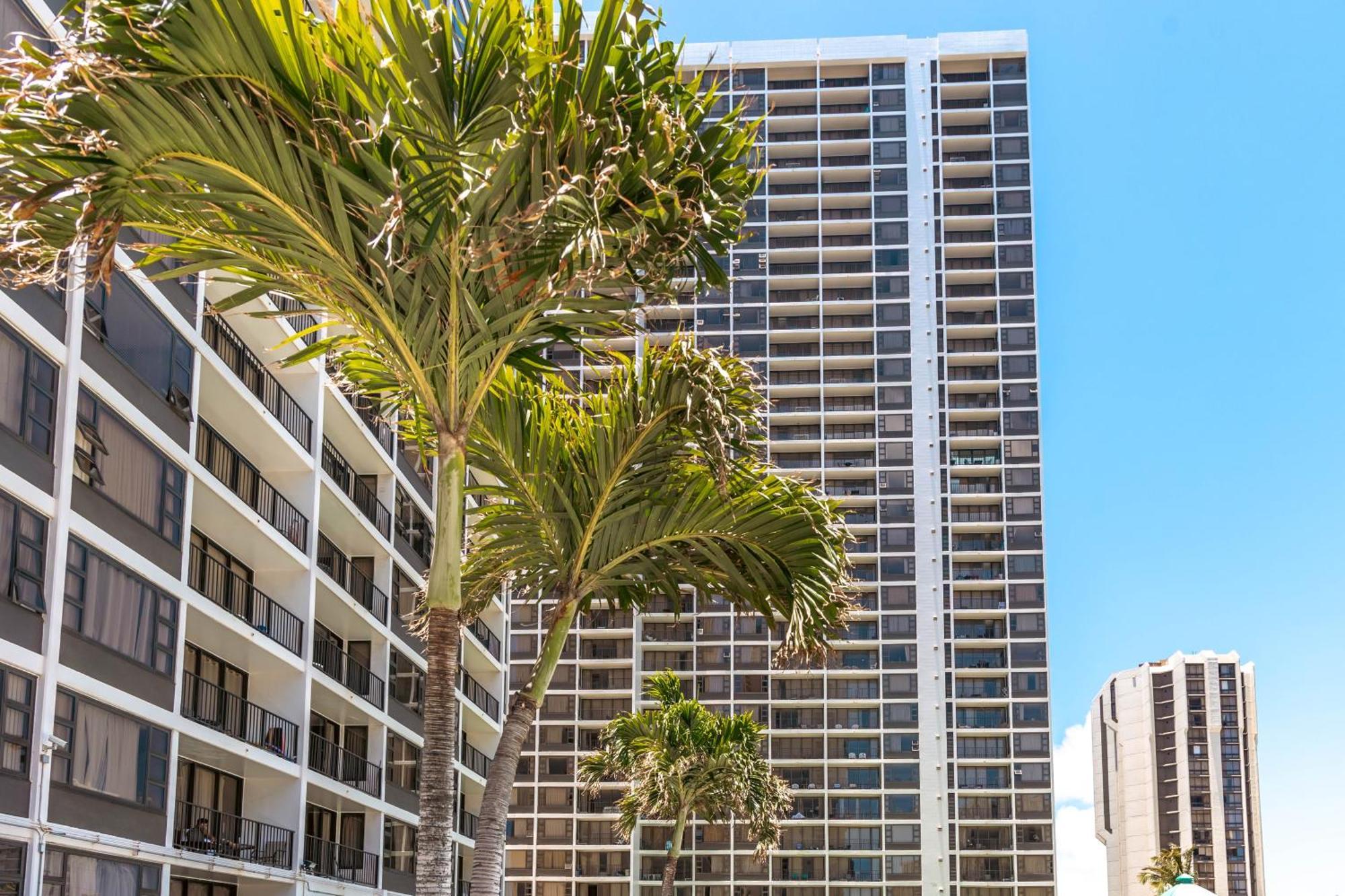 Waikiki Escapade Mountain Views Condo, Steps To Beach With Parking Perk Honolulu Exterior foto